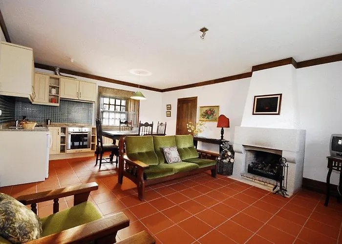 Agro-turismo - Quinta Do Pinheiro 4*